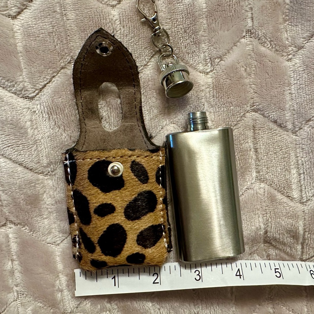 Leopard Print Mini Flask - Picture 5 of 6